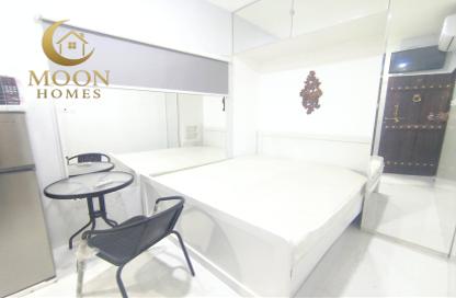 Apartment - Studio - 1 Bathroom for rent in Umm Ghwailina Comm - Umm Ghuwalina - Umm Ghuwailina - Doha
