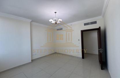 Apartment - 3 Bedrooms - 4 Bathrooms for rent in West Bay Tower - West Bay - West Bay - Doha
