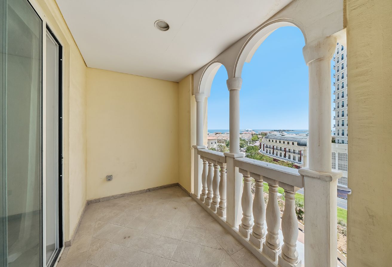 Spacious 1BR | Bills Included | 1 Month Free