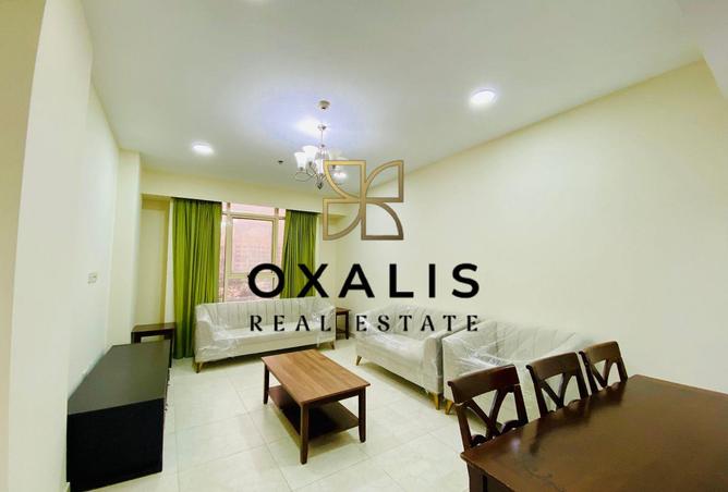 996189 - Property Main Image