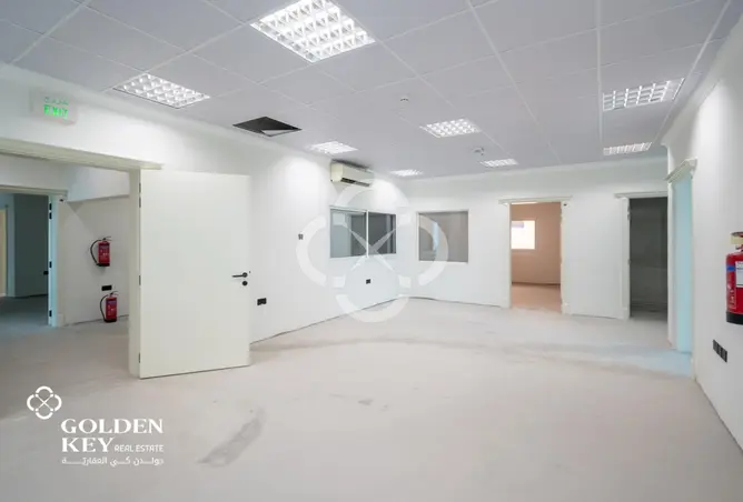63701360 - Property Image 3