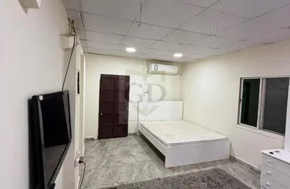 Apartment - 1 Bathroom for rent in Al Aziziyah - Al Aziziyah - Doha
