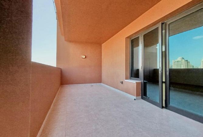 1032043 - Property Image 3