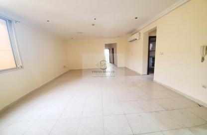 Apartment - 3 Bedrooms - 3 Bathrooms for rent in Al Sadd Tourist Apartments - Al Sadd - Doha