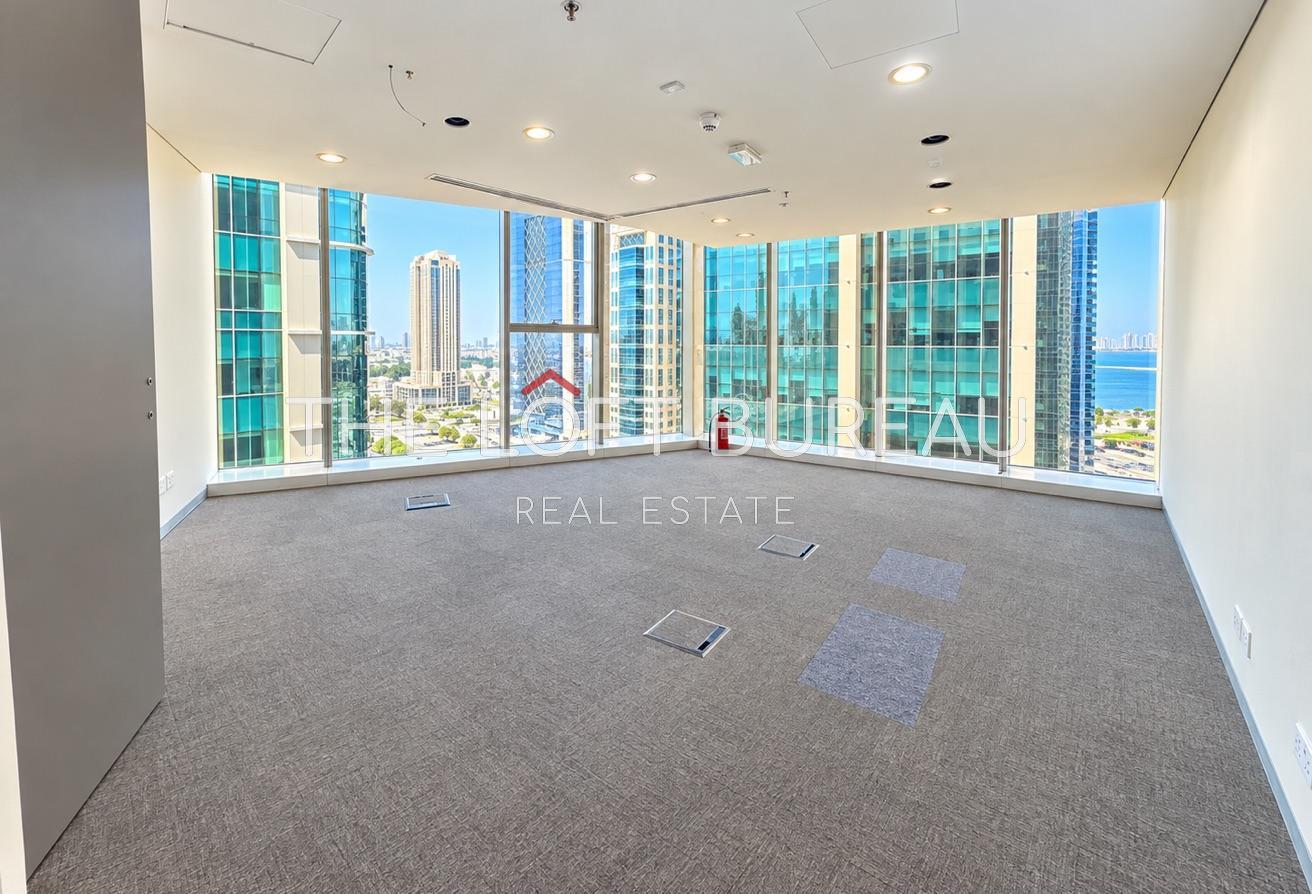 Executive Floor with Private VIP Elevator, West Bay Tower — photo 4