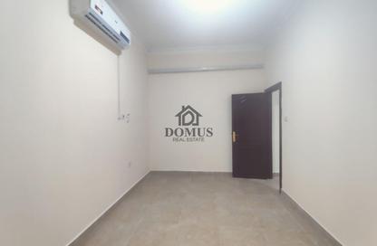 Apartment - 1 - 1 for rent in Tadmur Street - Old Airport Road - Doha