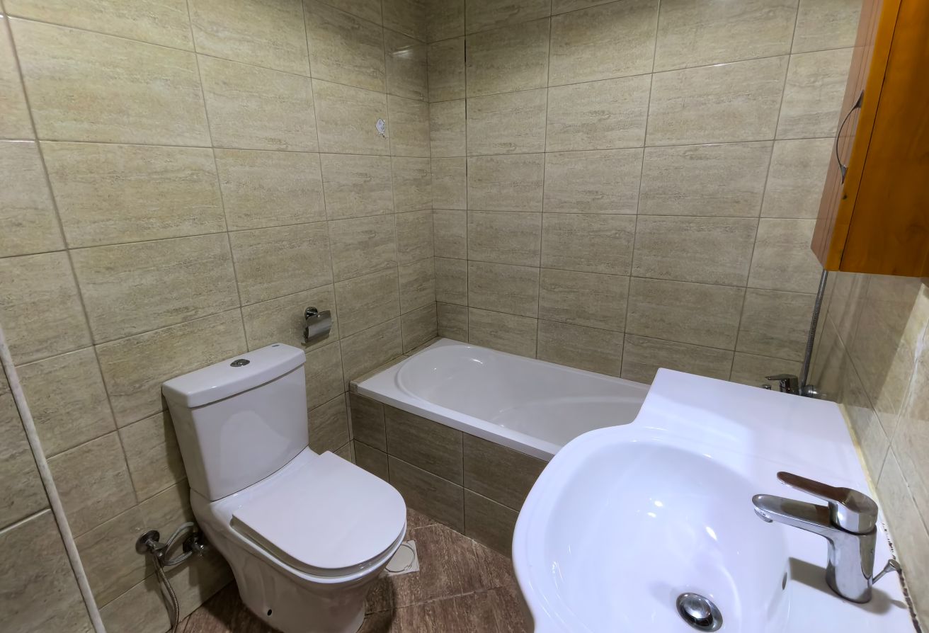 Exclusive Deal Fully Furnished 3BHK Prime location thumbnail 10