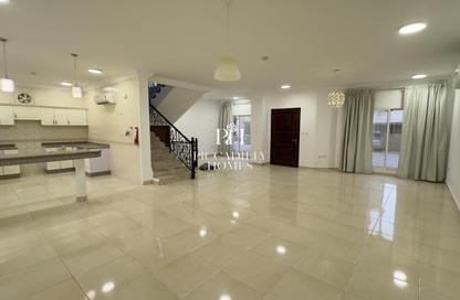 Villa - 4 Bedrooms - 4 Bathrooms for rent in Umm Al Seneem Street - Ain Khaled - Doha