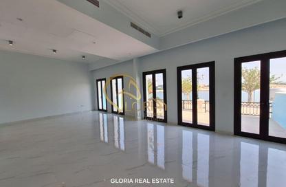 Townhouse - 2 Bedrooms - 4 Bathrooms for rent in Carnaval - Qanat Quartier - The Pearl Island - Doha