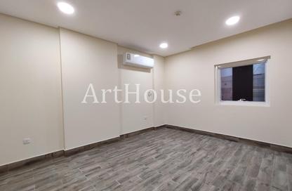 Apartment - 3 Bedrooms - 3 Bathrooms for rent in Old Airport Residential Apartments - Old Airport Road - Doha