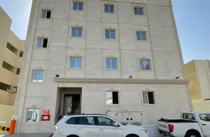 Apartment - 2 Bedrooms - 3 Bathrooms for rent in Bin Omran 28 - Fereej Bin Omran - Doha