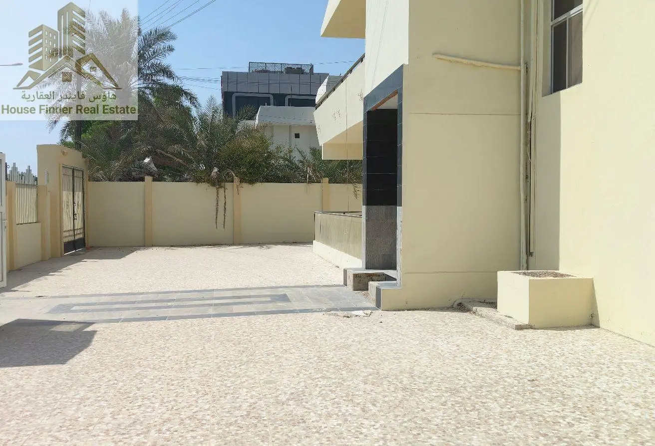 63586042 - Property Main Image