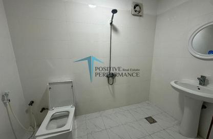 Apartment - Studio - 1 Bathroom for rent in Al Kheesa - Al Kheesa - Umm Salal Mohammed