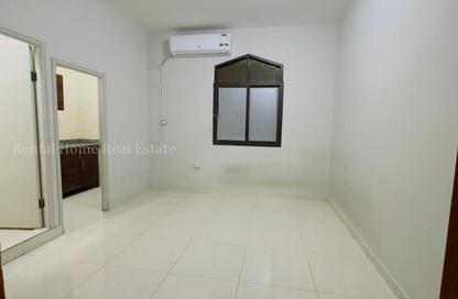 Apartment - Studio - 1 Bathroom for rent in Bin Omran - Fereej Bin Omran - Doha