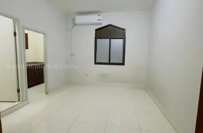 Apartment - 1 Bathroom for rent in Bin Omran - Fereej Bin Omran - Doha