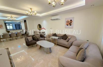Villa - 6 Bedrooms - 5 Bathrooms for sale in Al Wukair - Al Wukair - Al Wakra