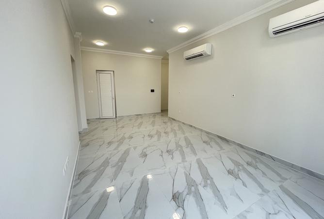 60613141 - Property Image 2