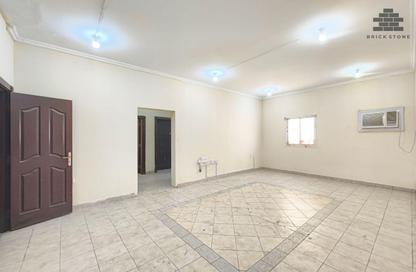 Apartment - 2 Bedrooms - 2 Bathrooms for rent in Al Sadd Road - Al Sadd - Doha
