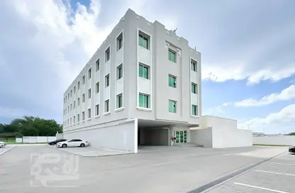 شقة - 2 غرف نوم - 1 حمام للايجار في ام غوالينا تجارية - ام غويلينا - أم غويلينا - الدوحة