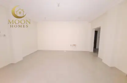 Apartment - 2 Bedrooms - 2 Bathrooms for rent in Umm Ghwailina Comm - Umm Ghuwalina - Umm Ghuwailina - Doha