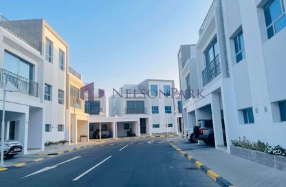 مجمع سكني - 3 غرف نوم - 4 حمامات للايجار في شارع الدانة - مريخ - المريخ - الدوحة