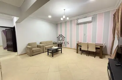 Apartment - 2 Bedrooms - 2 Bathrooms for rent in Thabit Bin Zaid Street - Al Mansoura - Doha