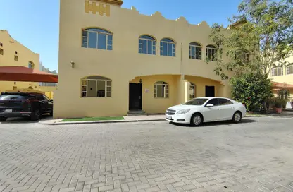 Compound - 4 Bedrooms - 4 Bathrooms for rent in Old Airport Road - Old Airport Road - Doha