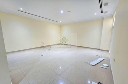 Apartment - 3 Bedrooms - 4 Bathrooms for rent in Old Airport Road - Old Airport Road - Doha