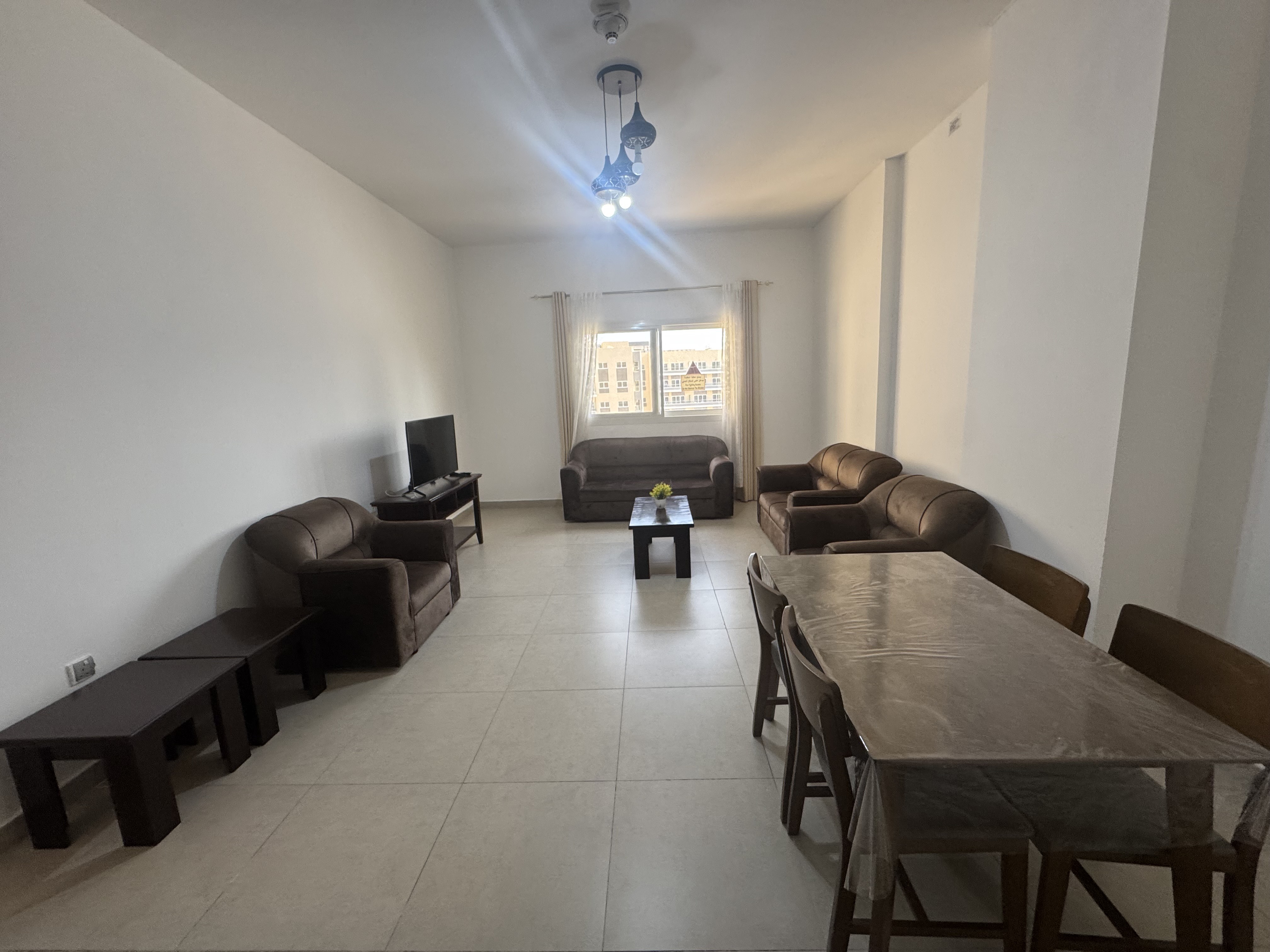 COZY 1BEDROOM FULLY FURNISHED WITH BALCONY thumbnail 7