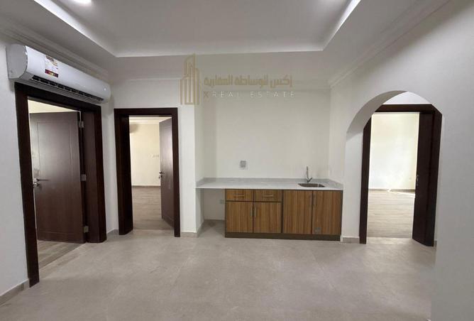 982453 - Property Image 3