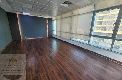 Office Space - Studio - 6 Bathrooms for rent in Marina Tower 02 - Marina District - Lusail Office Space - Studio - 6 Bathrooms for rent in Marina Tower 02 - Marina District - Lusail