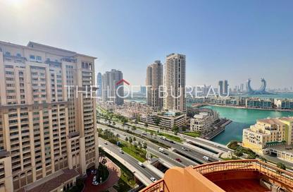 Apartment - 2 Bedrooms - 3 Bathrooms for rent in East Porto Drive - Porto Arabia - The Pearl Island - Doha