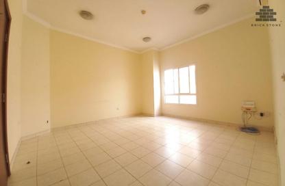 Apartment - 3 Bedrooms - 3 Bathrooms for rent in Muntazah 10 - Al Muntazah - Doha
