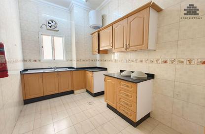 Apartment - 3 Bedrooms - 3 Bathrooms for rent in Muntazah 10 - Al Muntazah - Doha