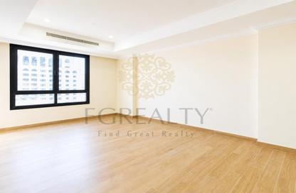 Apartment - 1 Bedroom - 2 Bathrooms for rent in West Porto Drive - Porto Arabia - The Pearl Island - Doha Apartment - 1 Bedroom - 2 Bathrooms for rent in West Porto Drive - Porto Arabia - The Pearl Island - Doha