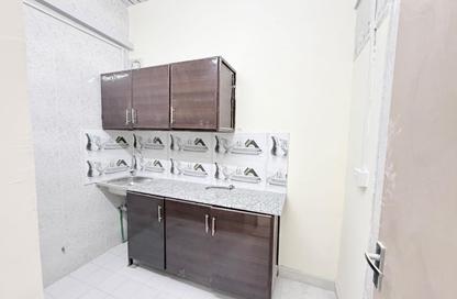 Apartment - 1 Bedroom - 1 Bathroom for rent in New Salata - Salata - Doha
