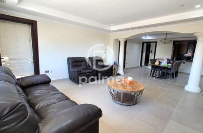 Townhouse - 2 Bedrooms - 3 Bathrooms for rent in Porto Arabia Townhouses - Porto Arabia - The Pearl Island - Doha