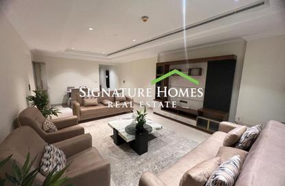 Apartment - 1 Bedroom - 2 Bathrooms for rent in East Porto Drive - Porto Arabia - The Pearl Island - Doha