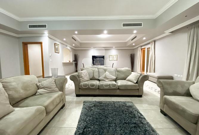 52180428 - Property Main Image