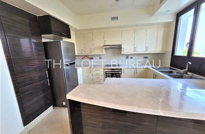 Apartment - 3 Bedrooms - 3 Bathrooms for rent in Carnaval - Qanat Quartier - The Pearl Island - Doha
