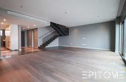 Townhouse - 3 Bedrooms - 4 Bathrooms for sale in Seef Lusail Tower 1 - Seef Lusail - Lusail City - Lusail