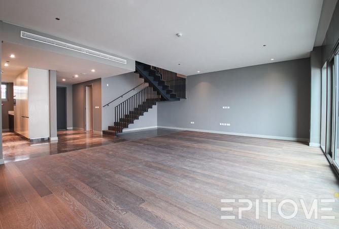 52453349 - Property Main Image