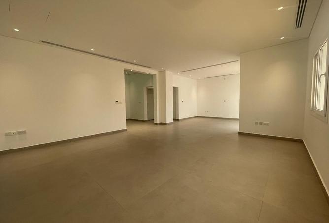 980075 - Property Image 3