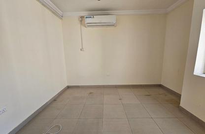Apartment - Studio - 1 Bathroom for rent in Old Airport Road - Old Airport Road - Doha