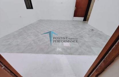 Apartment - Studio - 1 Bathroom for rent in Fereej Kulaib - Doha