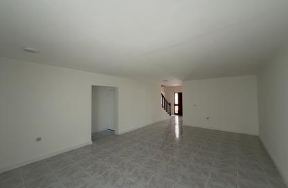 Villa - 3 Bedrooms - 3 Bathrooms for rent in Anas Street - Fereej Bin Mahmoud North - Fereej Bin Mahmoud - Doha