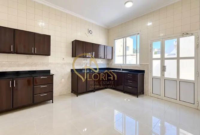 63305578 - Property Image 2