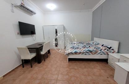 Villa - Studio - 1 for rent in OqbaBin Nafie Steet - Old Airport Road - Doha