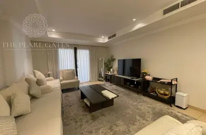 Apartment - 2 Bedrooms - 3 Bathrooms for rent in East Porto Drive - Porto Arabia - The Pearl Island - Doha