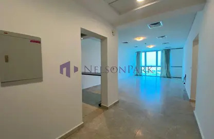 شقة - 2 غرف نوم - 4 حمامات للايجار في برج زجزاج  ب - أبراج زجزاج - الخليج الغربي - الدوحة